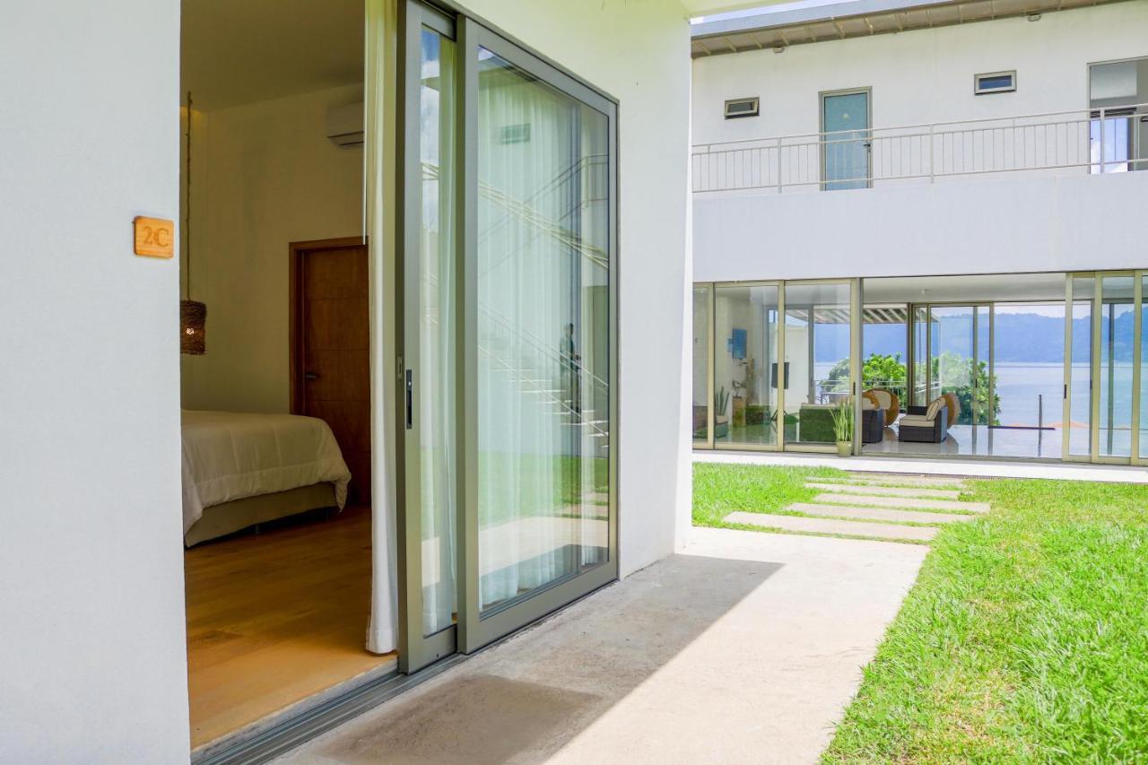 Equinoccio Hotel Santa Ana Buitenkant foto
