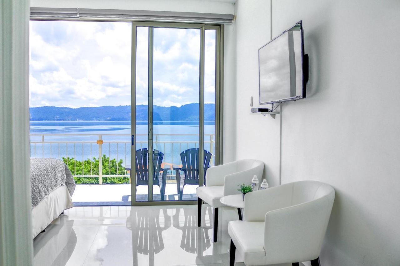 Equinoccio Hotel Santa Ana Buitenkant foto