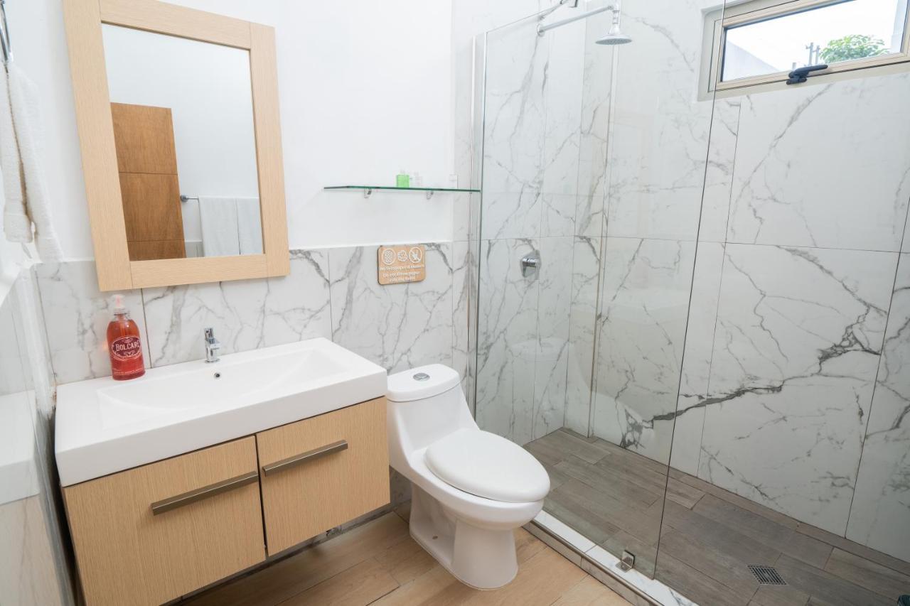 Equinoccio Hotel Santa Ana Buitenkant foto